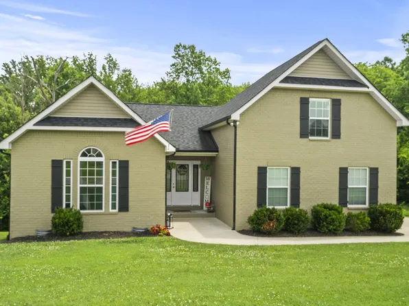 433 Robins Trl, Westmoreland, TN 37186