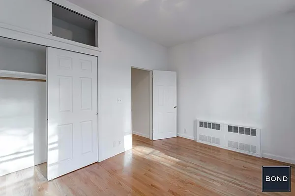 Rented by Bond New York | media 2