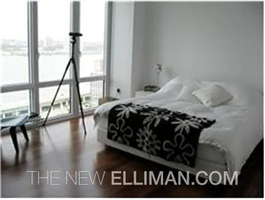 Rented by Douglas Elliman | media 20