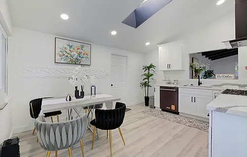 405 S Clara St Photo 1