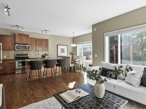 133 E Sage Valley Close NW, Calgary, AB T3R 0E3