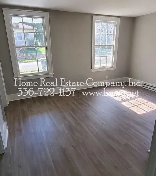 926 N Jackson Ave — Photo 12