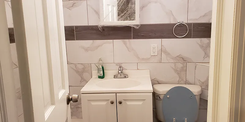 Rented by Naomi Property LLC | media 17