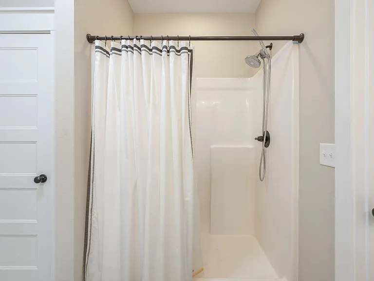 3168 Maple St — Photo 22