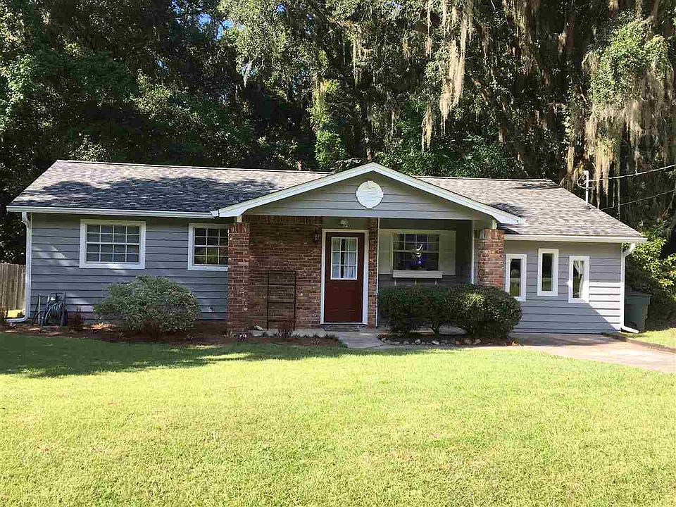 1st image of 2610 Faversham Dr