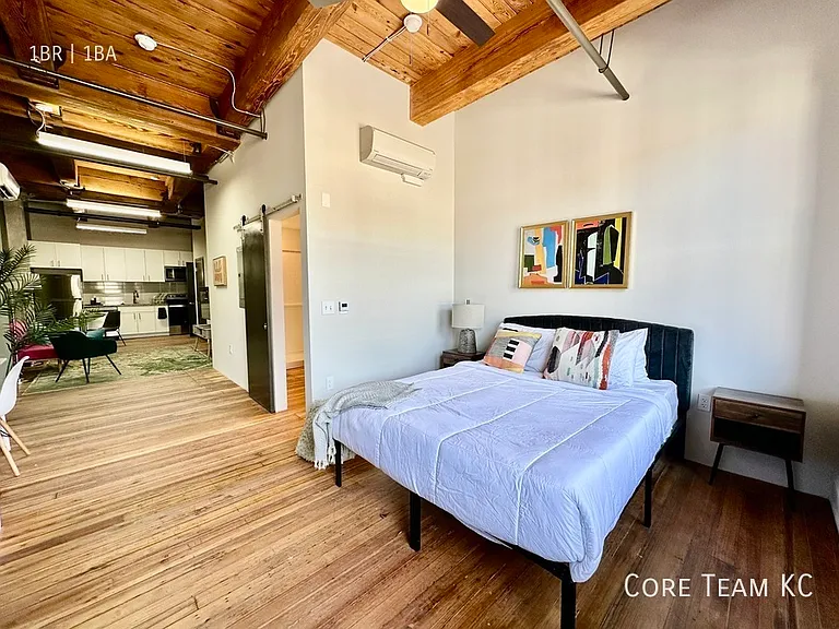 Harvey Dutton Lofts — Photo 21