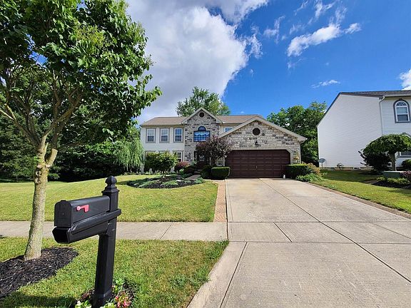 3rd image of 3220 Bixwood Ct N