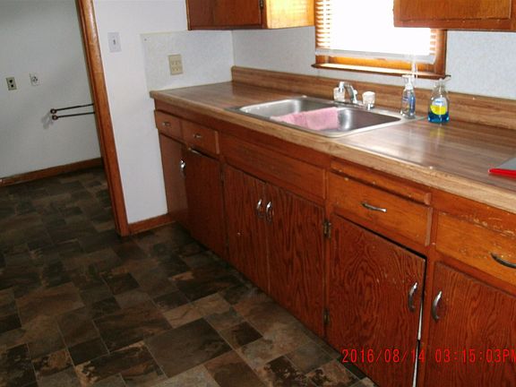 KItchen Cabinets and sink 2