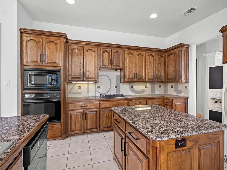 4509 Brittany Dr — Photo 28