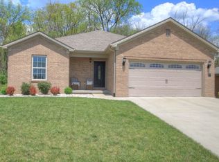 157 Bryants Trl, Berea, KY 40403