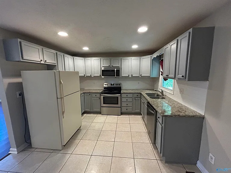2212 Ricky Rd NW — Photo 14