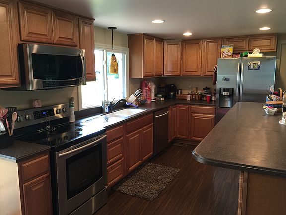 2nd image of 2456 Center Dr