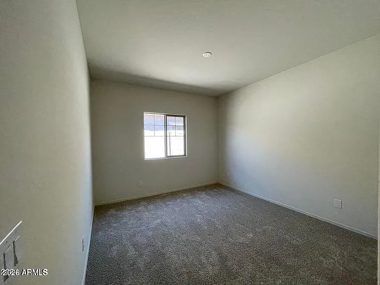 4819 S 109th Ave — Photo 20