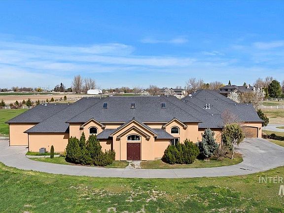 4th image of 3797 S Rustler Ln