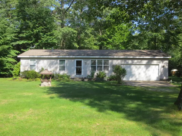 3870 Orshal Rd, Whitehall, MI 49461