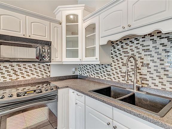 5th image of 8308 Elm Ct