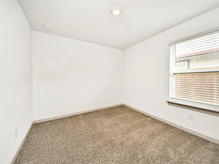 12918 Wempe Way — Photo 11