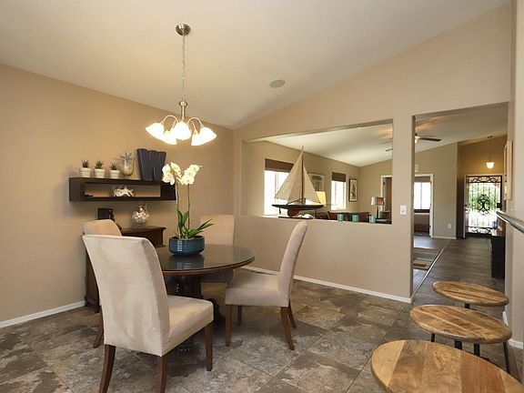 4th image of 1303 W Varese Way