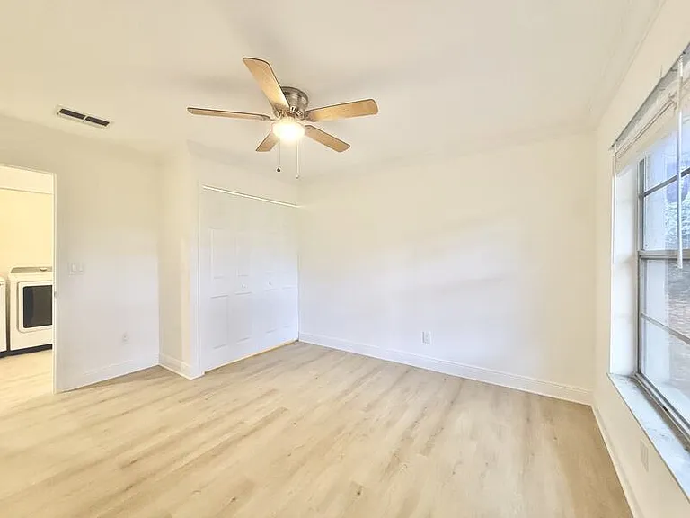2869 Thistle Ct N — Photo 31
