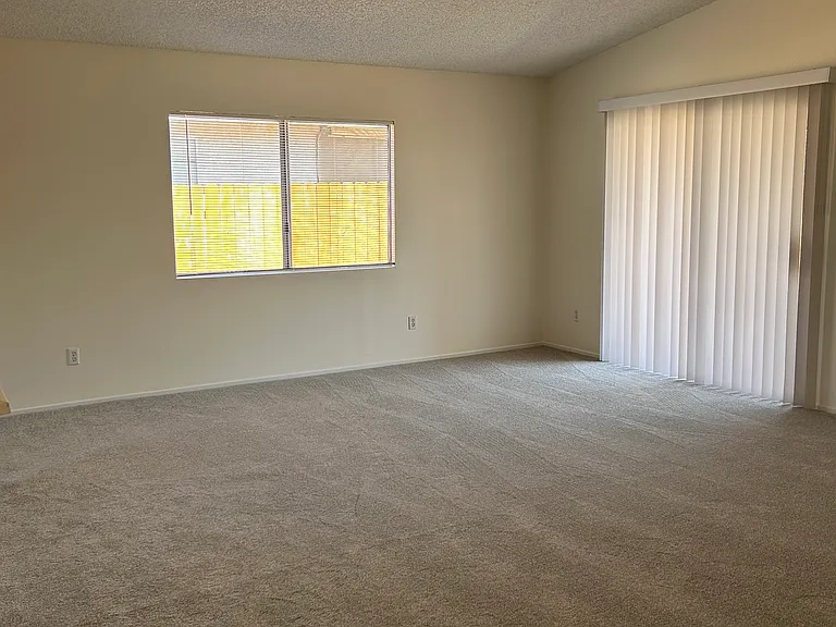 34591 Amberwood Pl — Photo 2