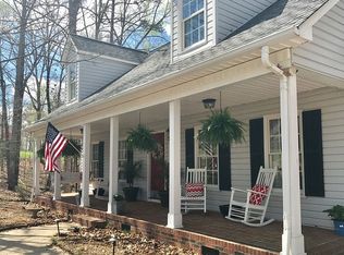 253 Countrywood Dr, Forest City, NC 28043