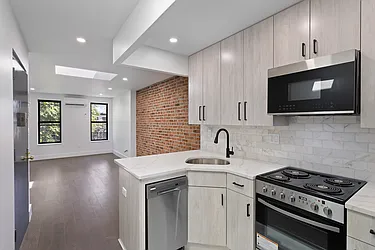 Rented by Safdie Realty Group