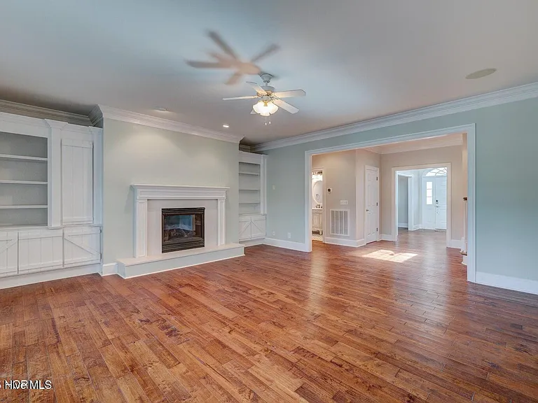 140 River Woods Dr — Photo 10