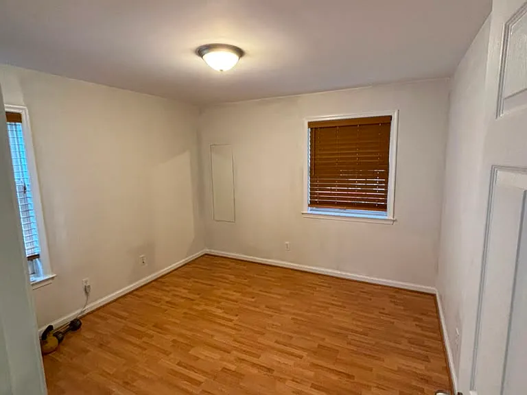 9408 52nd Ave #1 — Photo 5