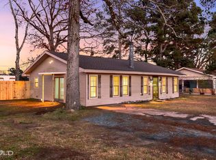 1013 Peyton Ave, Benton, LA 71006