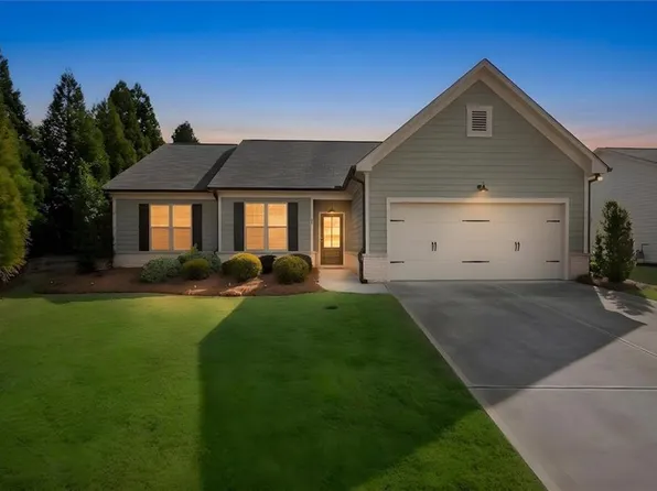 918 Camellia Ln, Jefferson, GA 30549