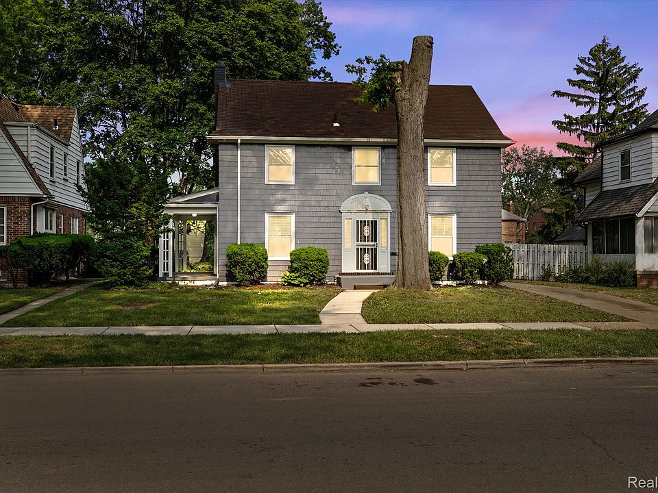 1st image of 14446 Woodmont Ave