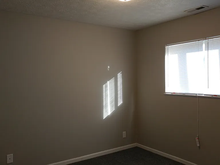 518 Jefferson St — Photo 12