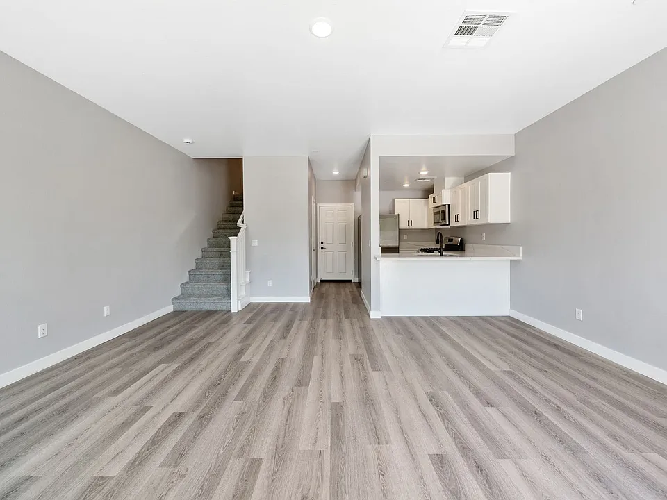 15447 Pomona Rincon Rd