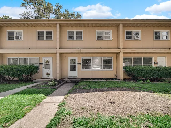 719 West St, Chesterton, IN 46304