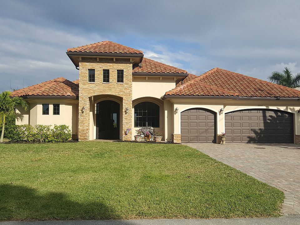 1st image of 1551 NW 28th Ave
