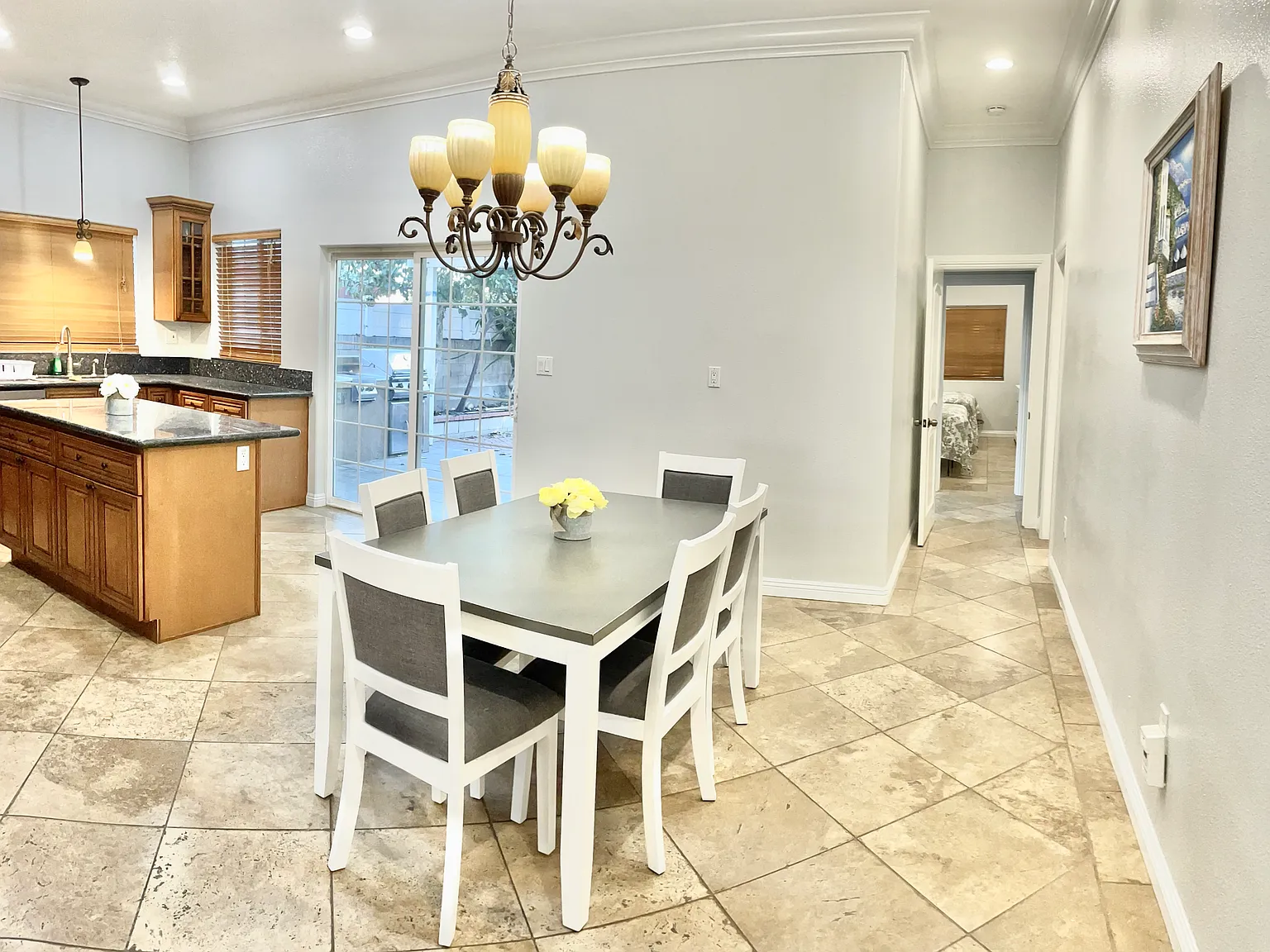 4 bed, 2140 sqft, $5,500 — Photo 3