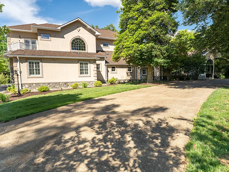 10805 S Glen Rd — Photo 11