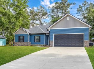 523 Sand Pine Cir, Midway, FL 32343