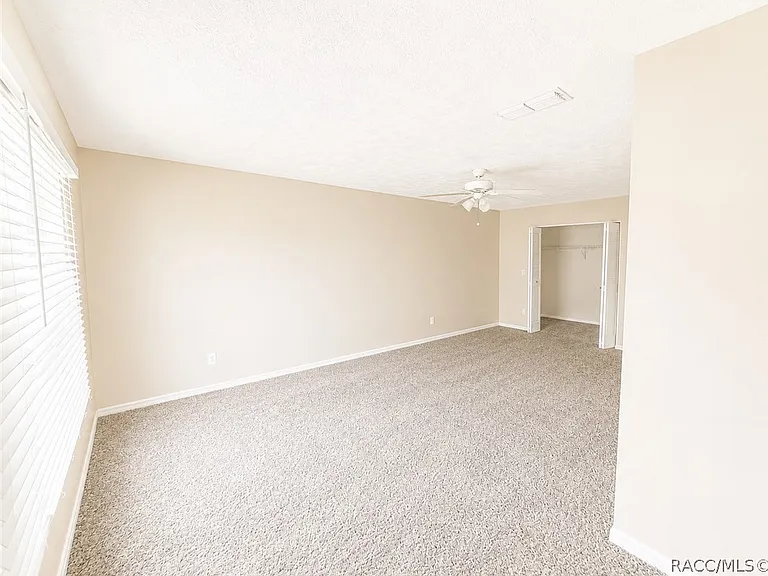 9476 W Green Bay Ln — Photo 7