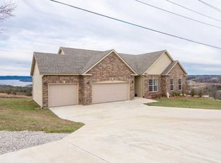 105 Stormy Point Rd, Branson, MO 65616