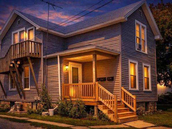 615 Mount Vernon St, Oshkosh, WI 54901