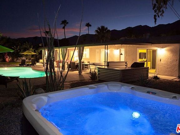 4th image of 252 N Cerritos Dr