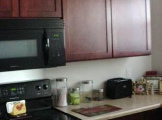 654 Washington Rd APT 2B, Pittsburgh, PA 15228