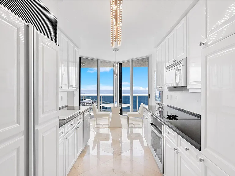 3200 N Ocean Dr #2505 — Photo 15