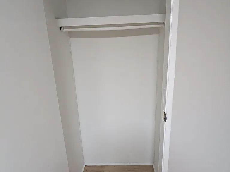 144 Andrew Dr — Photo 9