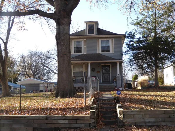 1814 S Claremont Ave, Independence, MO 64052