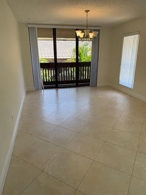 2 bed, 2.0 bath, 1475 sqft, $2,595 — Photo 4