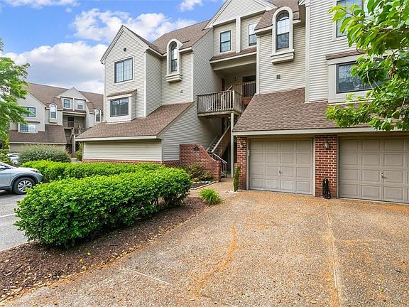 3rd image of 747 Rock Crest Ct APT 201