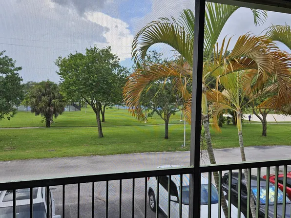 4275 NW 89th Avenue #203, Coral Springs, FL 33065