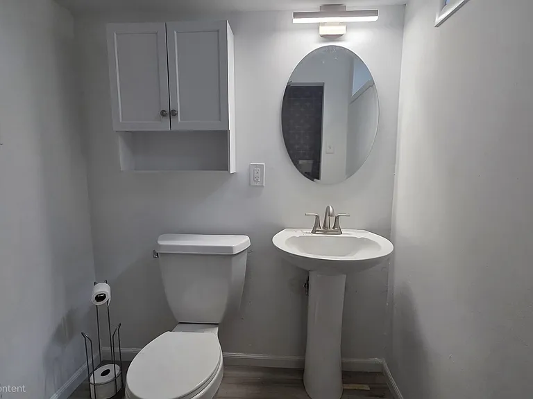 2131 S Yates St — Photo 17